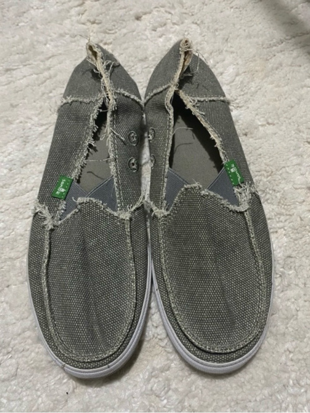 Sanuk Women's Gray Frayed Canvas Slip-On Sneakers size 6
